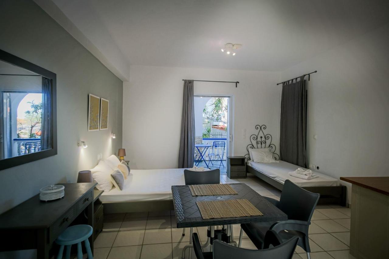 Velendzas Holidays Alykanas  Exterior photo