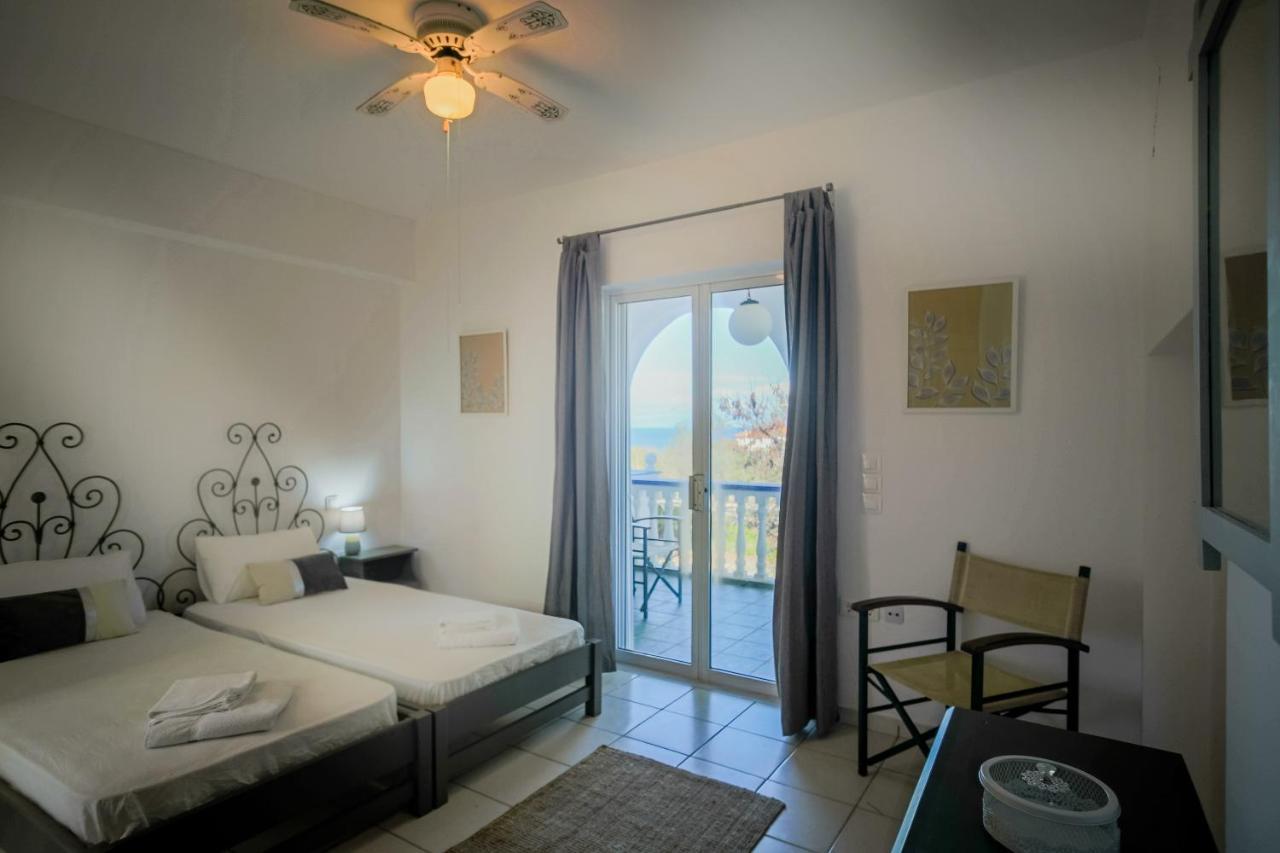 Velendzas Holidays Alykanas  Exterior photo