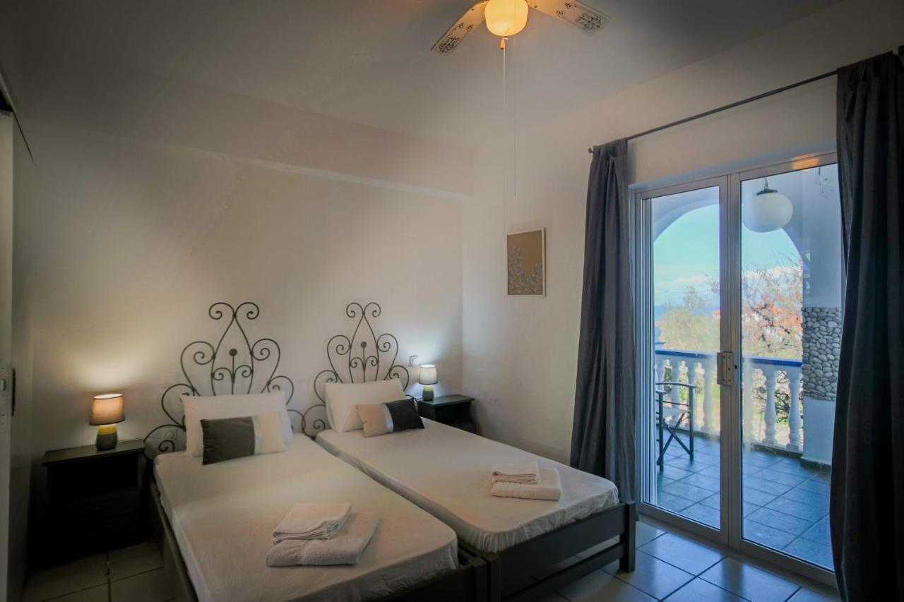 Velendzas Holidays Alykanas  Exterior photo